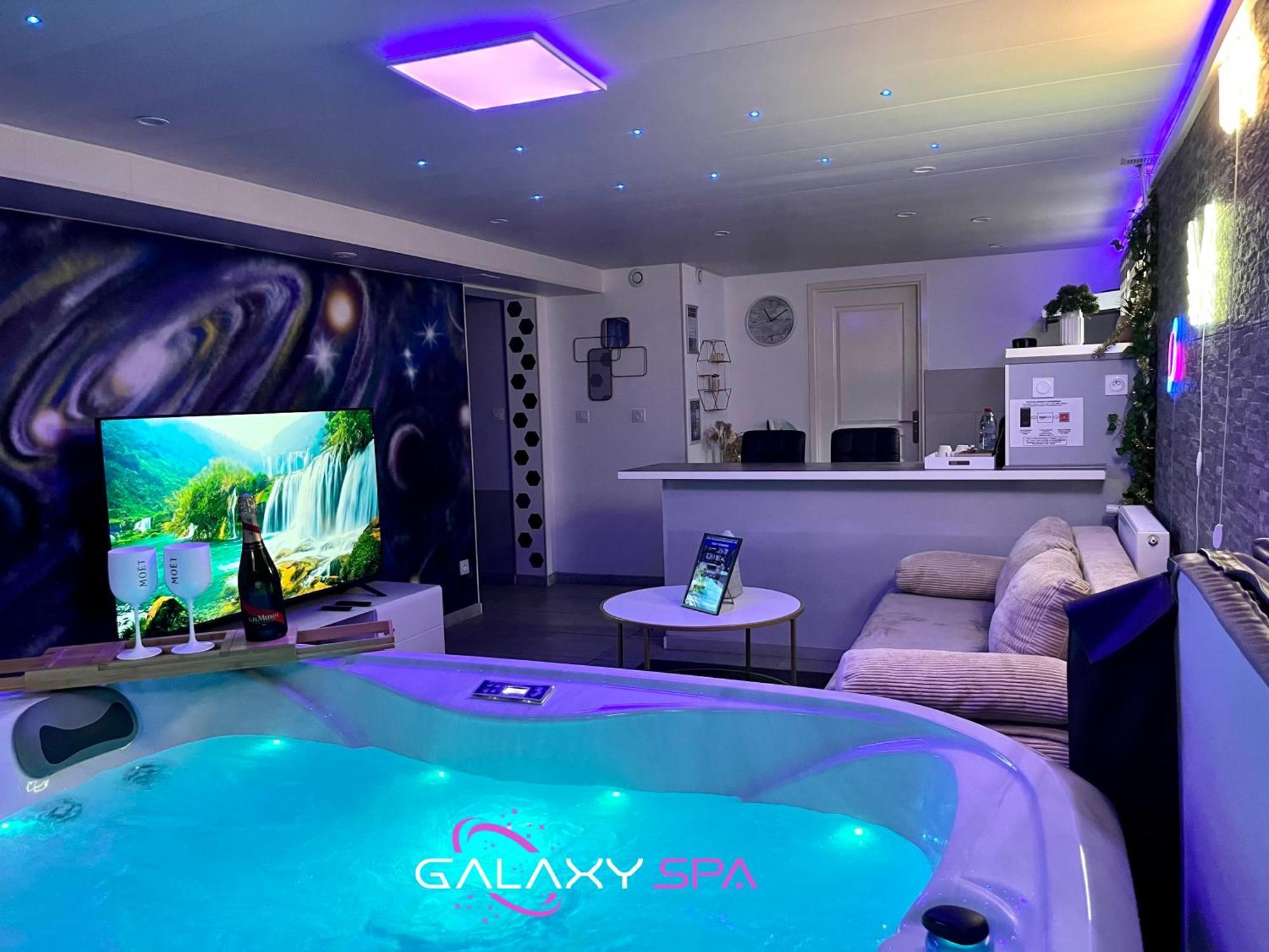 Champigneulles Galaxy Spa - Suite Mercure Jacuzzi Privatif מראה חיצוני תמונה