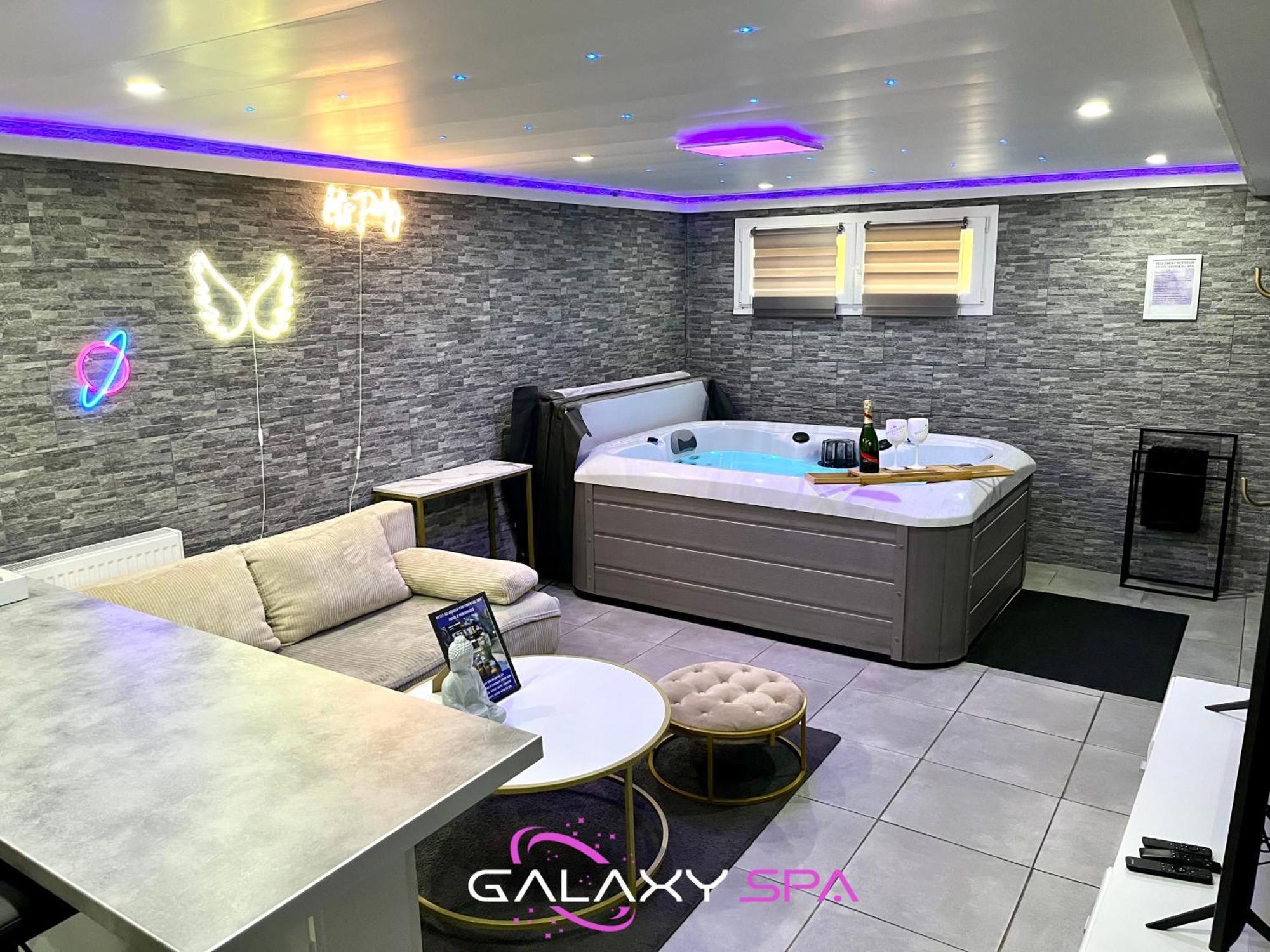 Champigneulles Galaxy Spa - Suite Mercure Jacuzzi Privatif מראה חיצוני תמונה